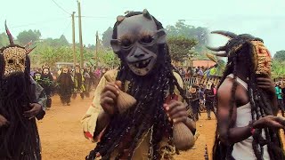 Danse Traditionnelle Mystique et Suprême Kougang chez les Bamiléké de l’Ouest Cameroun Par s19kprod [upl. by Dnamron762]