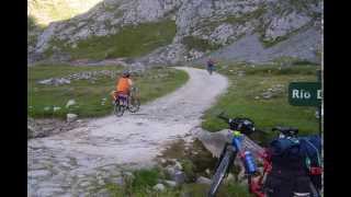 Picos de Europa en btt con alforjas [upl. by Adnamra]