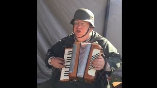 WW2 Accordion  German Music Das Kufsteinlied [upl. by Cohl]