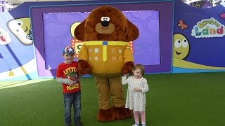 Hey Duggee Live FULL SHOW at CBeebies Land in Alton Towers [upl. by Einhoj]