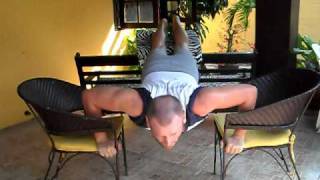 Exercice de musculation triceps pectoraux epaules A2 méthode lafay video [upl. by Odnalra213]