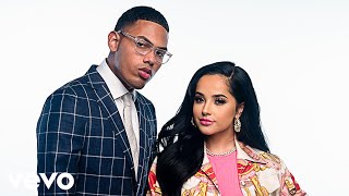 Myke Towers Becky G  1 DOLAR Video Oficial [upl. by Airlia]