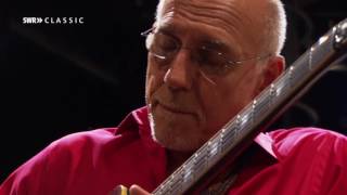 Larry Carlton  Room 335  SWR Big Band [upl. by Tterrej]