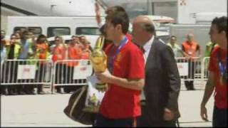 Spain team arrive in Madrid with World Cup‎ 2010 [upl. by Bartolomeo442]