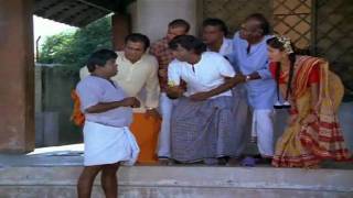 Banana Comedy Senthil amp Kaundamani from Karakattakaran 1989 Tamil [upl. by Roselia]