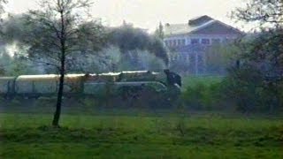 Schnellfahrdampflok 18 201 mit langem Schnellzug bei Saalfeld  Mai 1992 [upl. by Uot63]