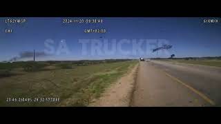 Dashcam of collision between truck and bakkie on N1 near Polokwane [upl. by Lebatsirhc]