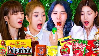 Idols coreanos probando dulces Mexicanos siguen sin creerlo 🥵 [upl. by Nolahp]