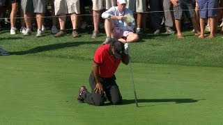 Tiger Woods drops to his knees in pain during final round of The Barclays [upl. by Linnea]