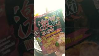 REVIEW Nissin Hot amp Spicy Korean Kimchi Flavour Noodles 🍜 shorts youtubeshorts trending [upl. by Almeeta343]