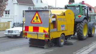 John Deere 6230 with BroddSon sweeper [upl. by Samul]