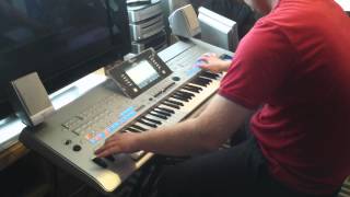 Peter Gabriel  Sledgehammer Played On Yamaha Tyros 4 [upl. by Tonnie]