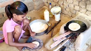 आज मैंने अपने भाई के लिए बनाई है कच्चे केले की सब्जी Raw banana curry village cooking Channel [upl. by Absa]