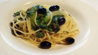 SPAGHETTI CON SCAROLA ALICI E OLIVE NERE [upl. by Ziagos]