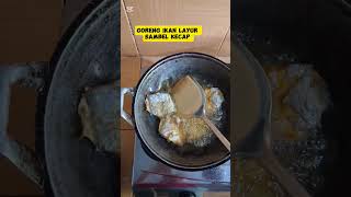 Ikan Layur Goreng mix Sambal Kecap kuliner baslub food makan jajananikanlayurgoreng [upl. by Acinod]