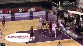 Mateusz Ponitka amp Marcin Gortat SLAM DUNK [upl. by Berkin]