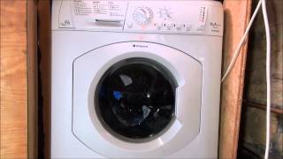 Hotpoint HF8B593 Futura Washing Machine  Seperate rinse and Spin  superwash [upl. by Enoj]