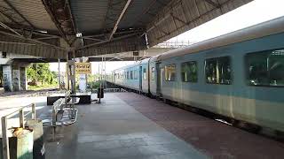 Gatiman express crossing birlanagar junction at high speed [upl. by Nyleak]