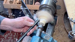 Richard Raffan on cheap and easy ways to remove tenons on bowls or refine a foot [upl. by Maxia]