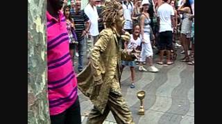 Living Statues in Barcelona  Las Ramblas [upl. by Amabelle]