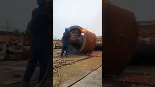 Gas welding cutting process for roller shaft [upl. by Hannon]