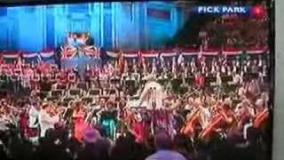 Proms Last Night 2007  Sea Songs  Hornpipe [upl. by Prasad72]