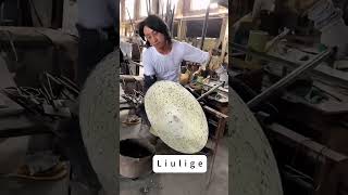 Giant Glass Plate Watch This Stunning Glass Art Creation  Incredible Glassblowing Masterpiece [upl. by Aprile]