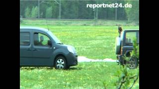 Fallschirmabsturz beim Flugplatz Bienenfarm 1 Tote  Nauen  Havelland [upl. by Huskamp81]