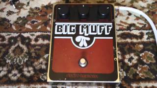 Electro Harmonix quotReverse Logoquot Big Muff [upl. by Annavaig]