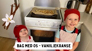 Vlog  Bag med os  Vaniljekranse [upl. by Yatnuhs]