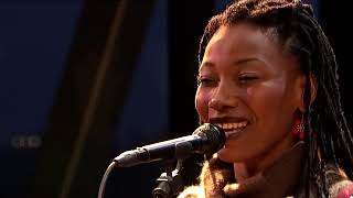 Fatoumata Diawara Sowa [upl. by Trebreh]