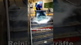 So werden die Treppen in der Türkei gereinigt 😱 shorts [upl. by Ikkim]