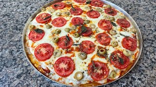 Pizza de Linguiça  Delícias da Eleni [upl. by Scrope]