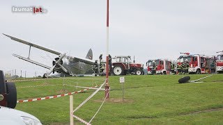 Bruchlandung eines Kleinflugzeuges am Flugplatz in Laakirchen [upl. by Nicola]