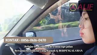 Kursus Mengemudi Mobil di Jalan Tol menuju Sentul peserta diajar tenang dan stabil [upl. by Yelyk]