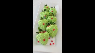 Fresas cubiertas de chocolate al estilo quotEl Grinchquot [upl. by Llered856]