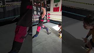 Huge Knee right in the Kisser SantinoBros ProWrestling ProWrestlingMoves ProWrestlingSchool [upl. by Eillam]