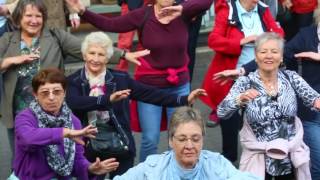 161001 Magalenha Flashmob Weltseniorentag 2016 Düsseldorf [upl. by Courtund]