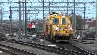 Strukton stopmachine CSM 5 093X te Utrecht Centraal 29 april 2013 [upl. by Einolem576]