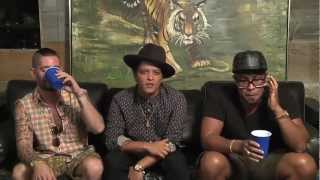 Bruno Mars  Locked Out Of Heaven Single Premiere Chat amp Google Hangout Official Video [upl. by Doomham]