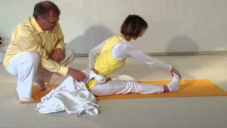 Yoga Vidya Bodywork  Fortgeschrittene PartnerAsanas [upl. by Neih]