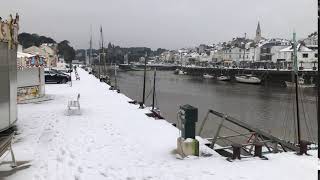 Il neige en LoireAtlantique comme ici à Pornic… C’est beau mais dangereux  prudence sur les routes [upl. by Oinota]