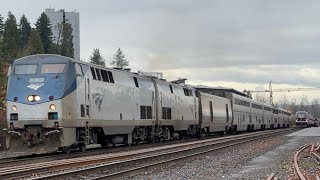 Railfanning in the Northwest for the Holidays 1224122923 [upl. by Eeclehc]