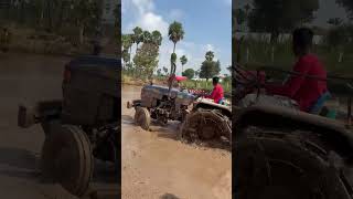 Eicher 380 vs 🌾💚Mahindra 415 di performance in deep mud trending trendingshorts tractorstunt [upl. by Ennahtur]