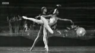 Margot Fonteyn and Rudolf Nureyev in Darceys Ballet Heroes [upl. by Pierette]