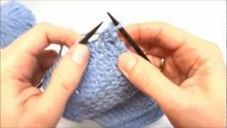 Maschen abketten einfach  Basic cast off  Stricken lernen  Learn how to knit [upl. by Westbrook]