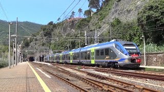 Traffico ferroviario intenso alla stazione di Monterosso PARTE 1 [upl. by Piefer]