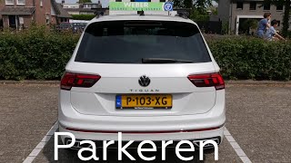 VOORUIT IN EEN PARKEERVAK PARKEREN [upl. by Norvall]