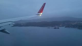 Norwegian 737800  Quick shaky landing in Bergen [upl. by Yeldarb]