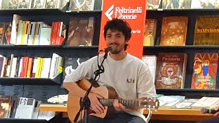 Fulminacci quotLa Siepe 1 San Giovanniquot Live Chitarra e Voce quotFeltrinelli Libreriequot Roma 20012024 [upl. by Sillig865]